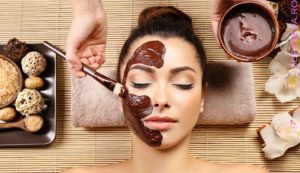 7 Masti de fata cu ciocolata pentru toate tipurile de piele – atat de usor de preparat acasa!